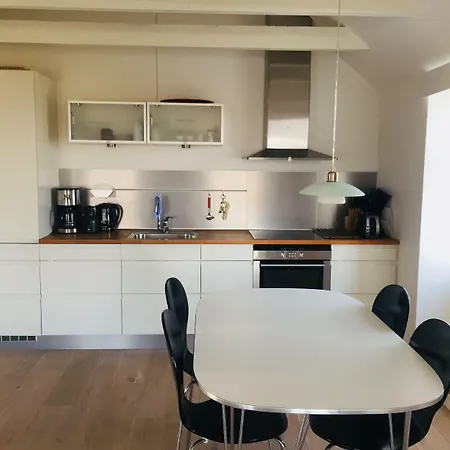 Lägenhet Badepensionat Sandloppen - *