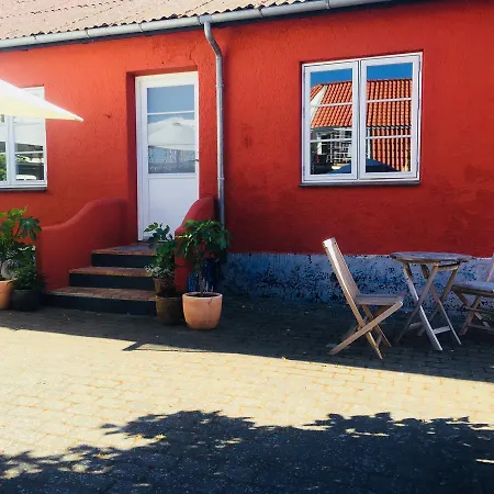 Badepensionat Sandloppen - *
