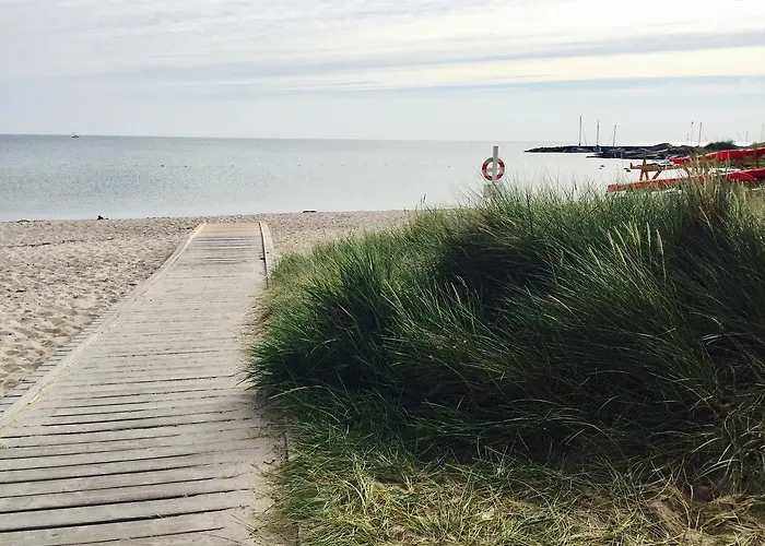 Badepensionat Sandloppen - Ferielejligheder Allinge-Sandvig